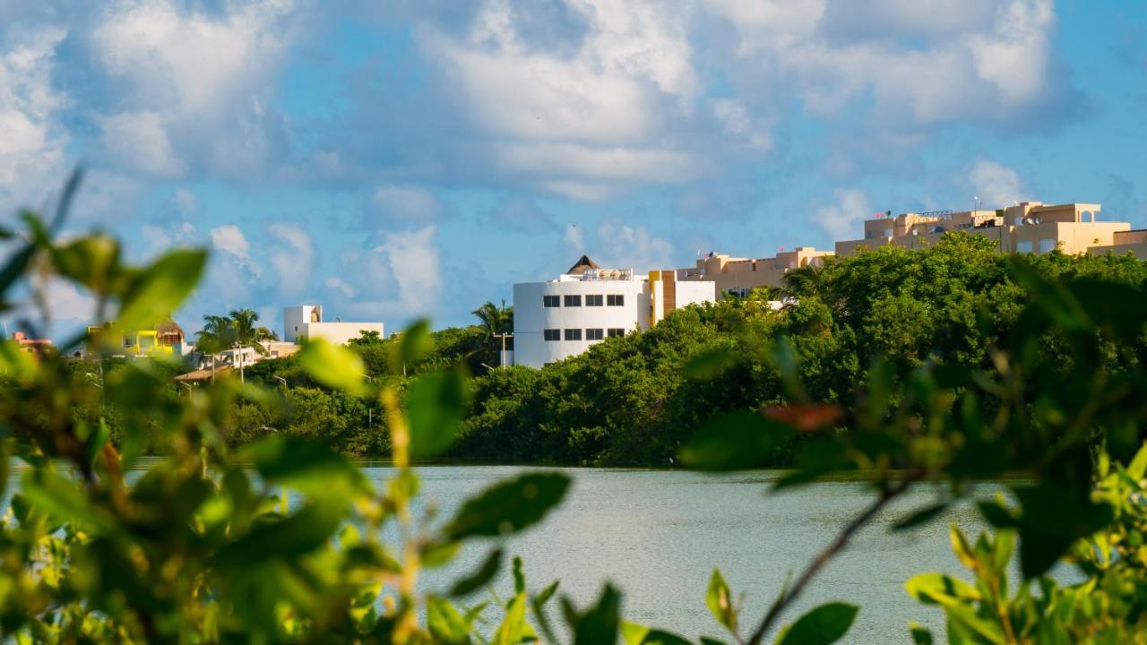 Sunset Isla Mujeres Aparthotel Ngoại thất bức ảnh